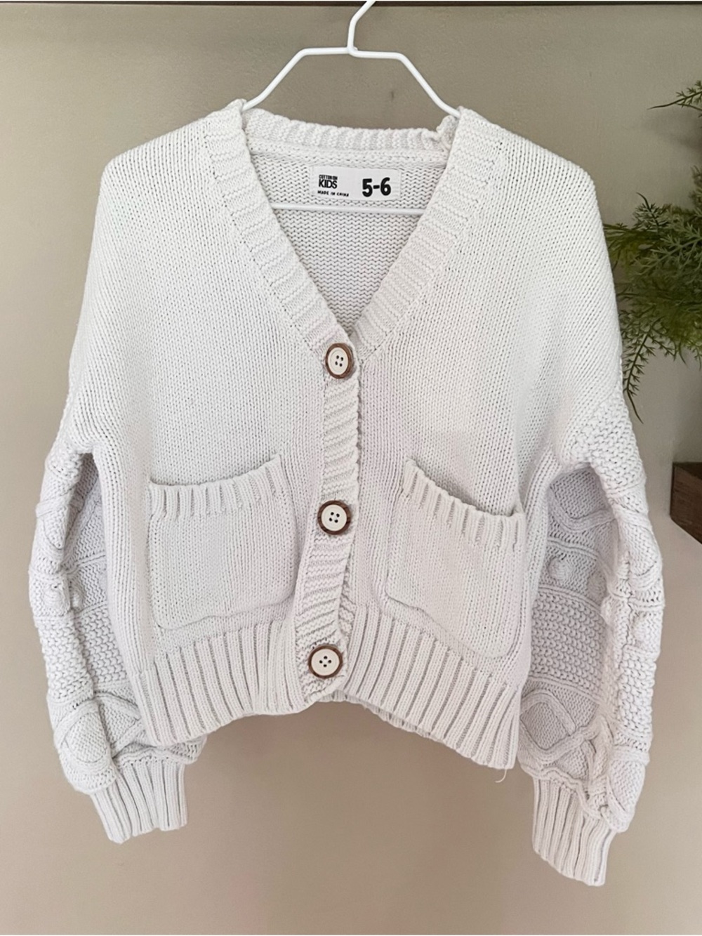 Cotton On sweater